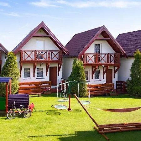 Year-round With Fireplace And Terrace * ميلنو